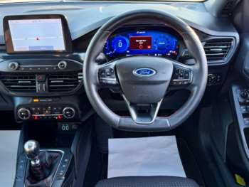 Used Ford Focus 2022 for sale - 74935810: Photo