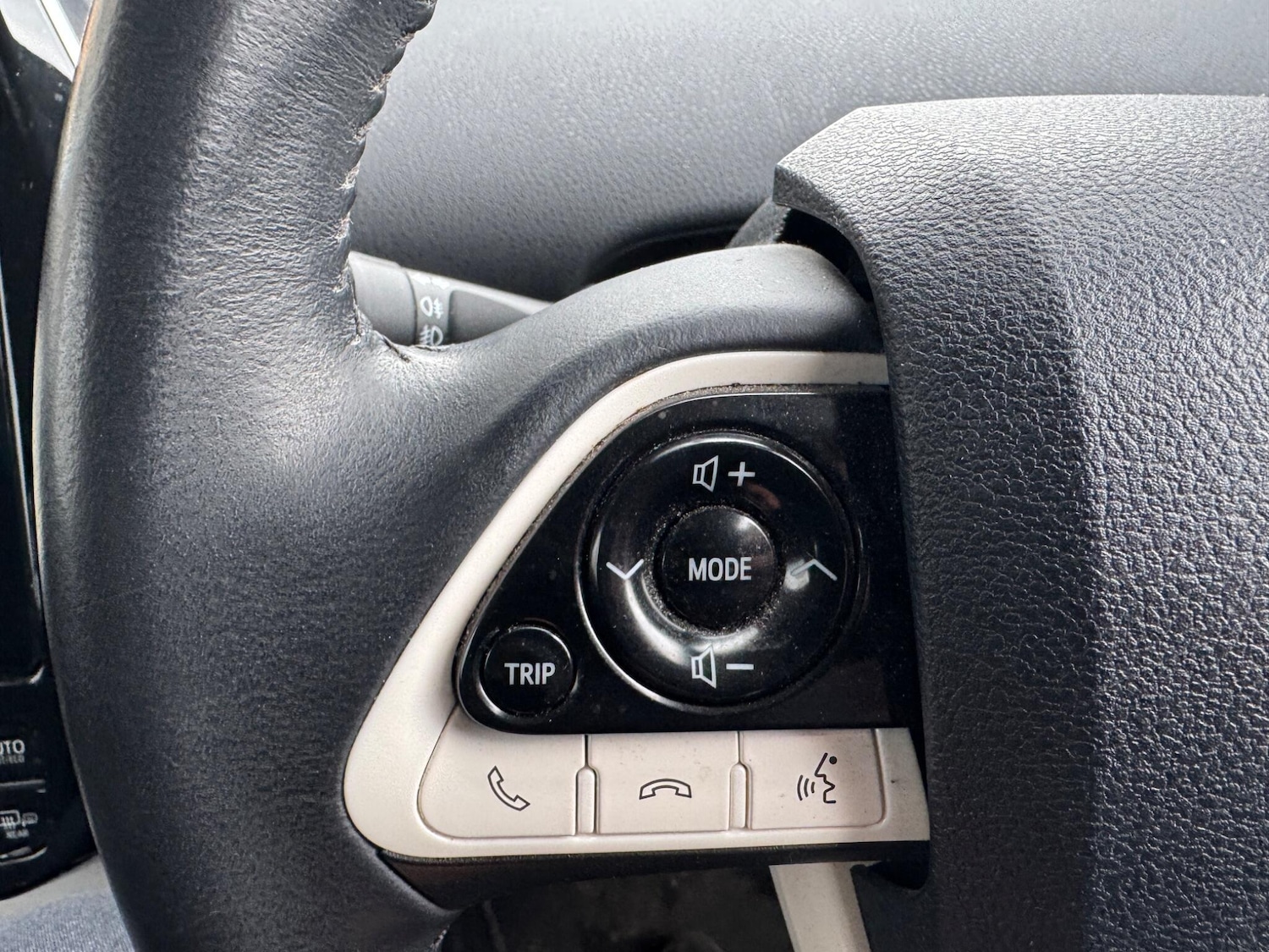 Used Toyota Prius 2017 for sale - 77737825: Photo 23