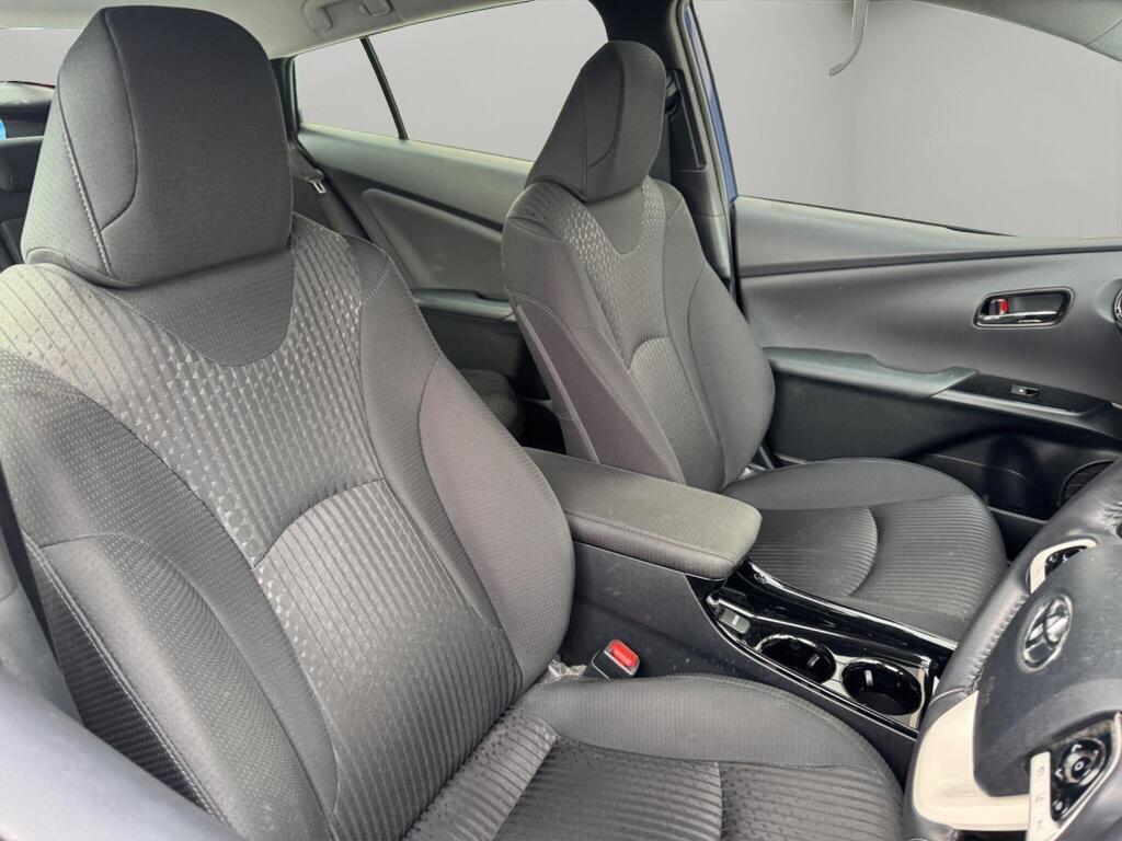 Used Toyota Prius 2017 for sale - 77737825: Photo 9