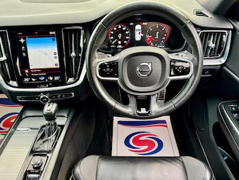 Used Volvo V60 2020 for sale - 77908613: Photo