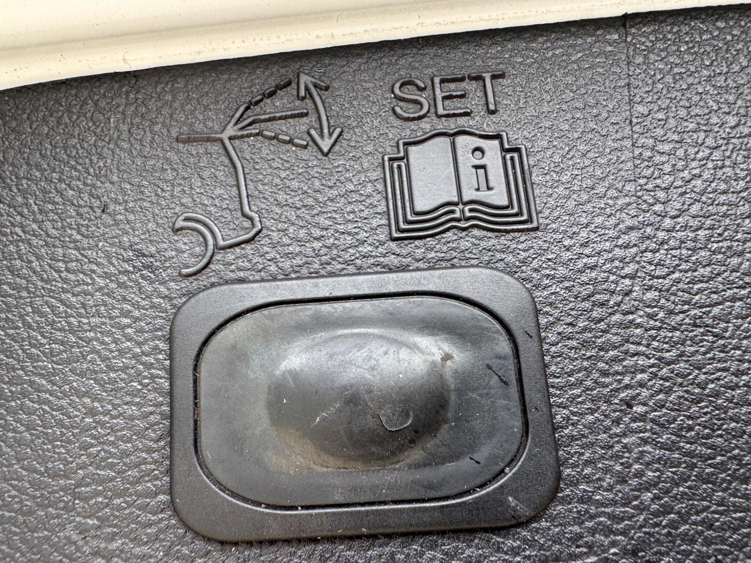 Used Ford Kuga 2013 for sale - 76644637: Photo 29