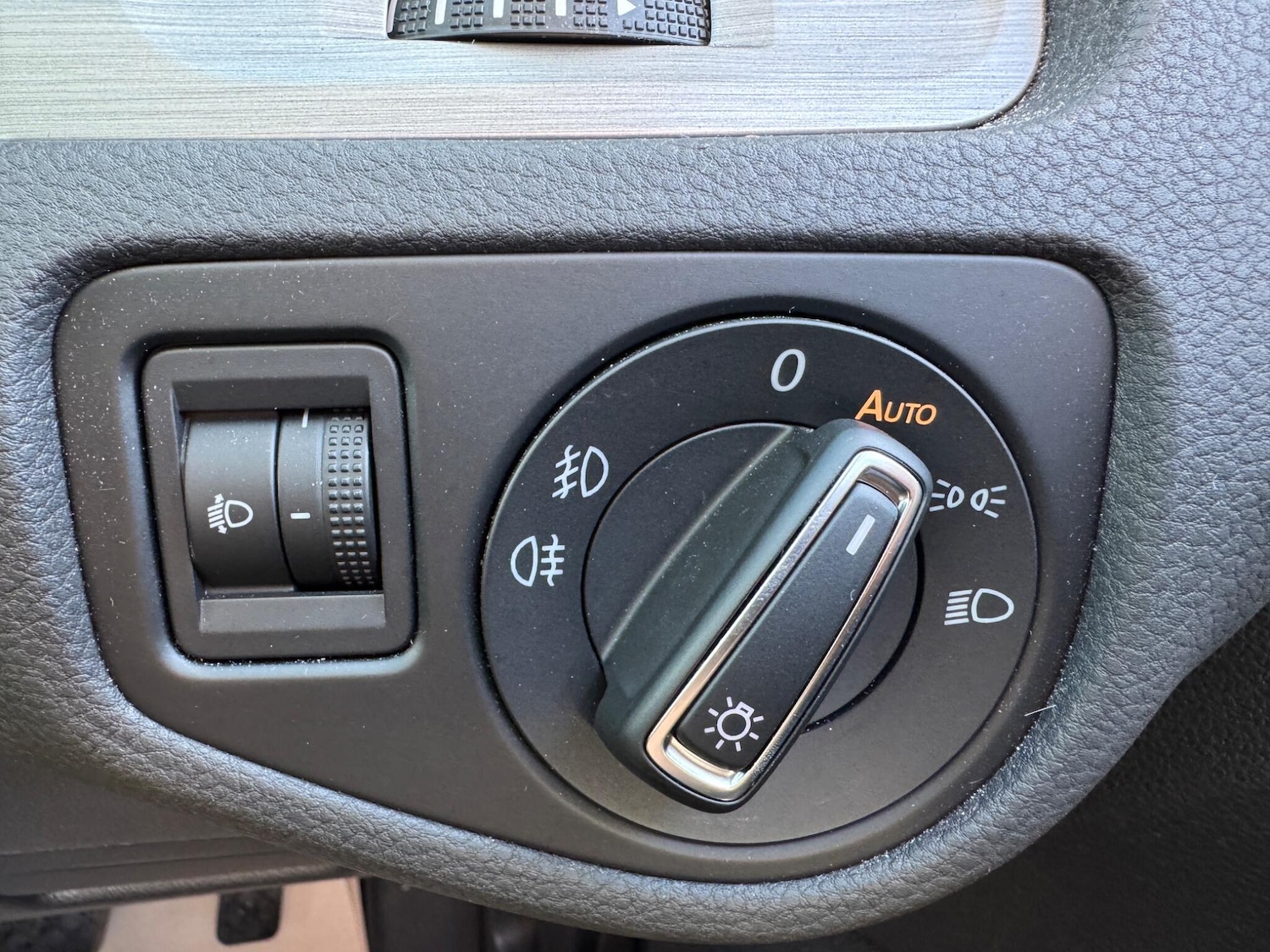 Used Volkswagen Golf for sale - 77646701: Photo 34