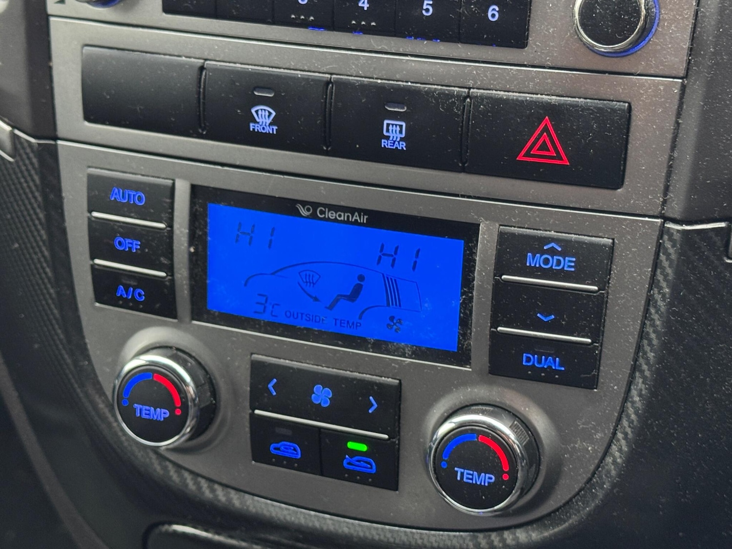 Used Hyundai Santa Fe for sale - 78147778: Photo 11