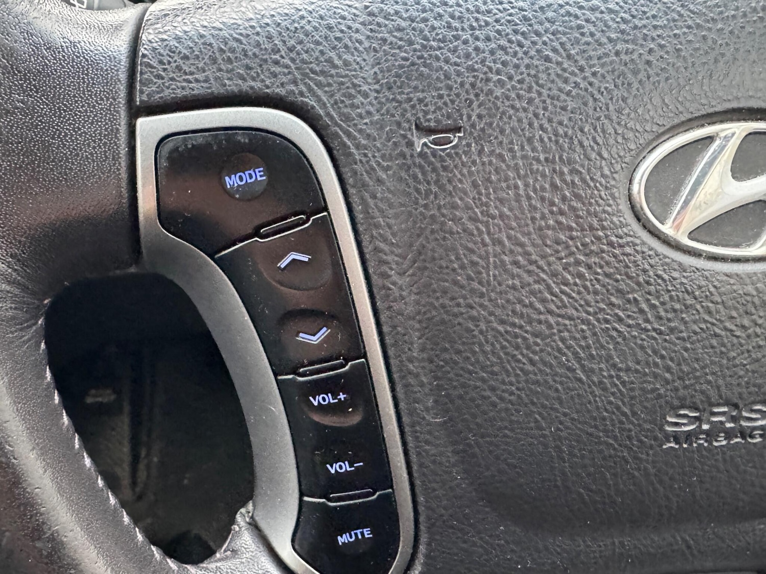 Used Hyundai Santa Fe for sale - 78147778: Photo 13