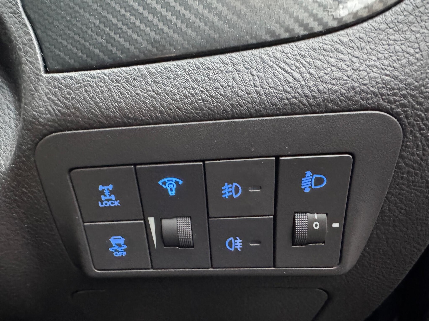 Used Hyundai Santa Fe for sale - 78147778: Photo 16