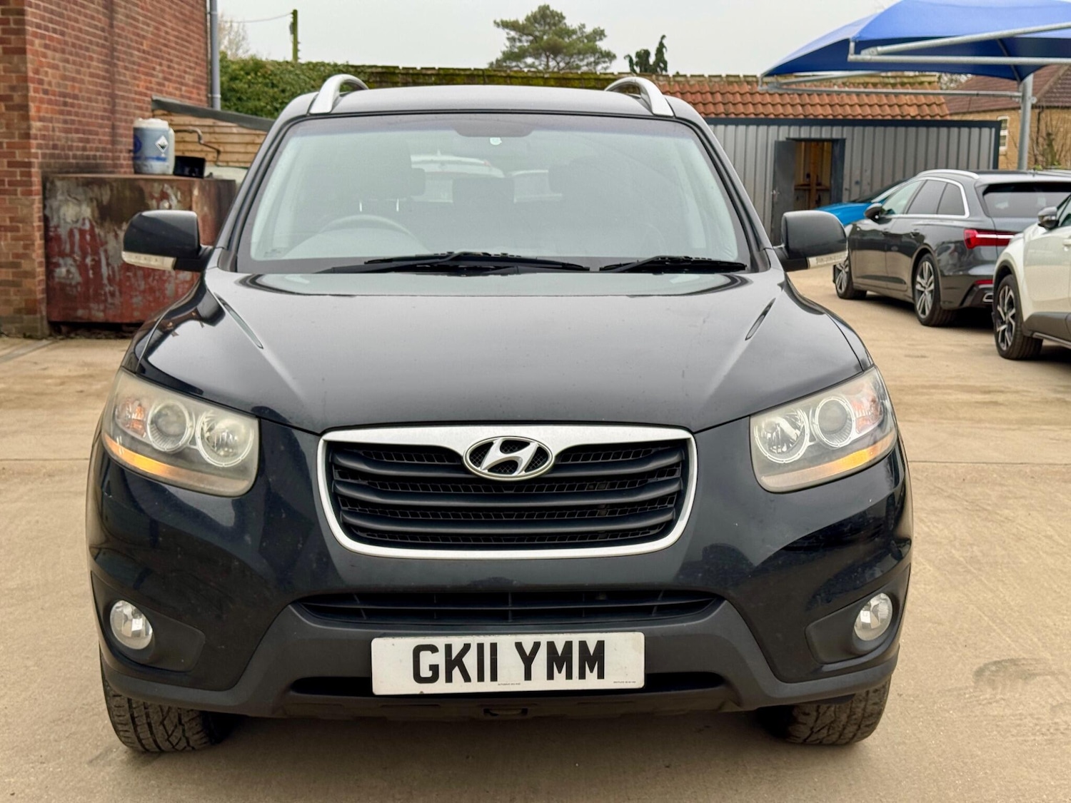 Used Hyundai Santa Fe for sale - 78147778: Photo 3