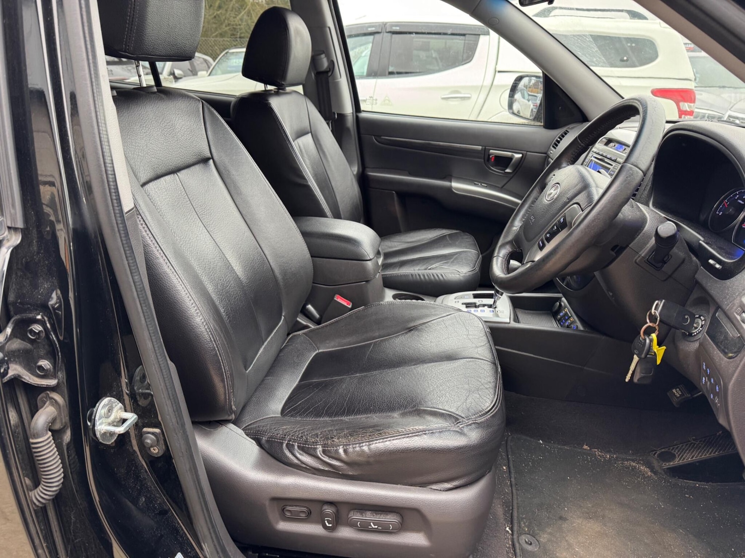 Used Hyundai Santa Fe for sale - 78147778: Photo 8