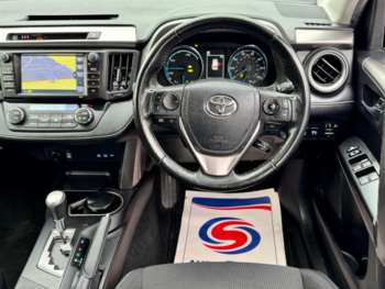 Used Toyota RAV4 2017 for sale - 74738656: Photo