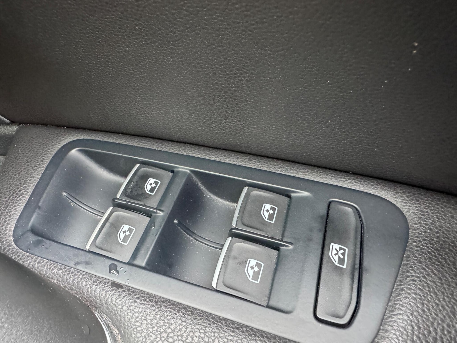 Used Volkswagen Golf 2018 for sale - 78047188: Photo 38