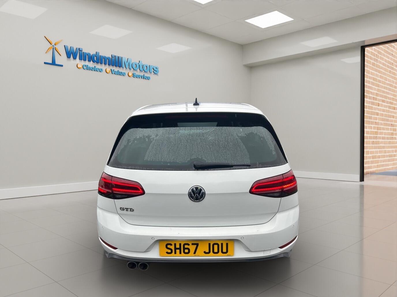 Used Volkswagen Golf 2017 for sale - 77469200: Photo 8