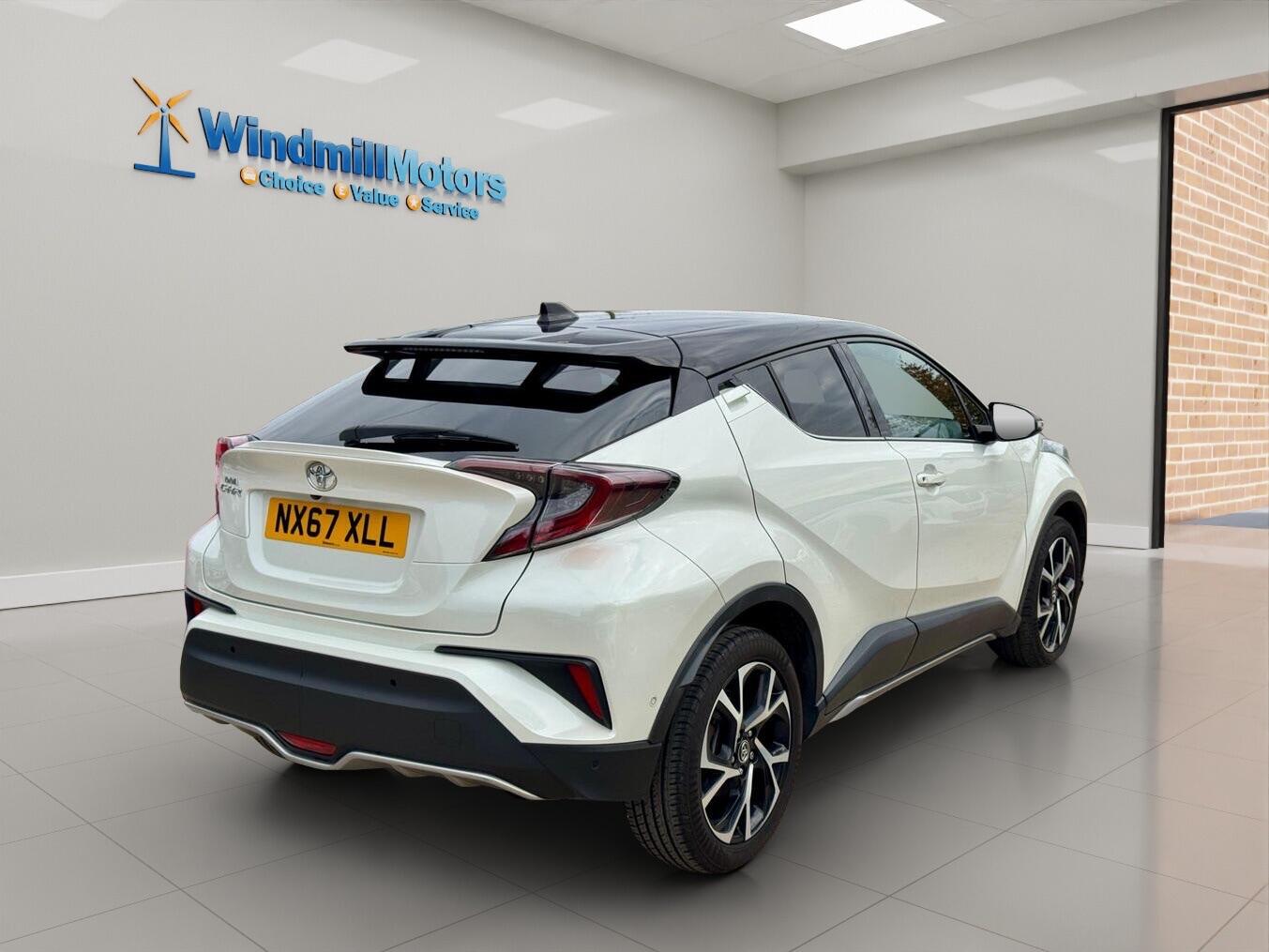 Used Toyota C-HR 2017 for sale - 77387414: Photo 3