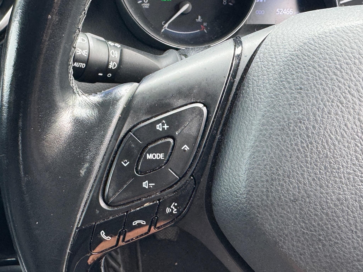 Used Toyota C-HR 2017 for sale - 77387414: Photo 30