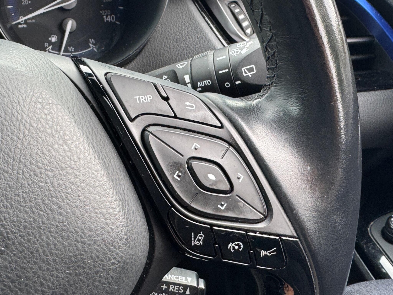 Used Toyota C-HR 2017 for sale - 77387414: Photo 31