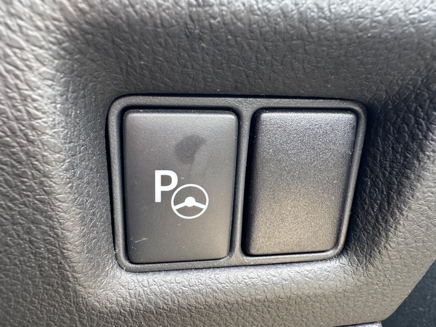 Used Toyota C-HR 2017 for sale - 77387414: Photo 34