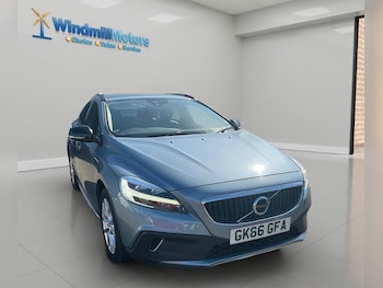 Used Volvo V40 2016 for sale - 78301384: Photo