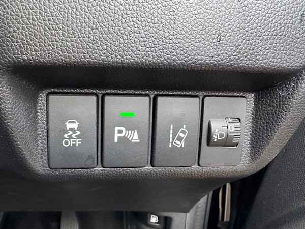 Used Honda Jazz 2017 for sale - 76137447: Photo 27