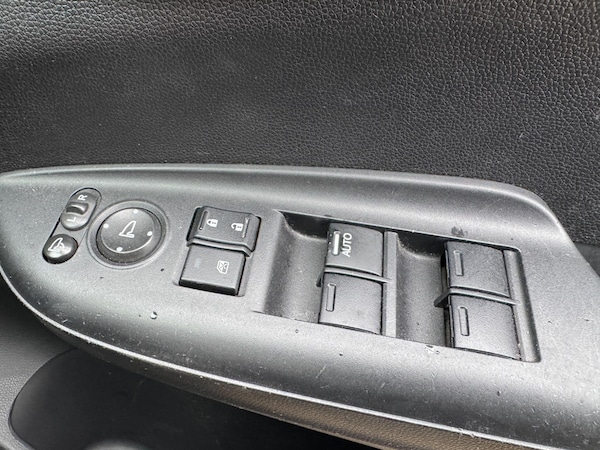 Used Honda Jazz 2017 for sale - 76137447: Photo 28