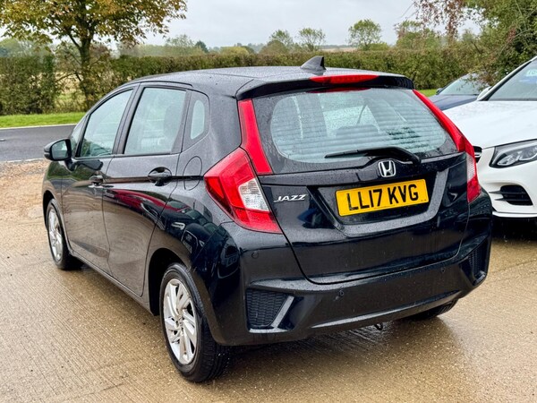 Used Honda Jazz 2017 for sale - 76137447: Photo 6