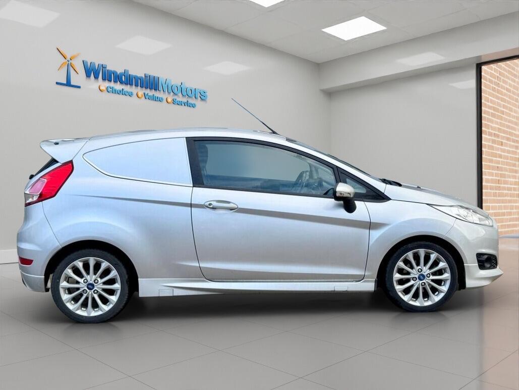 Used Ford Fiesta 2013 for sale - 77425884: Photo 3