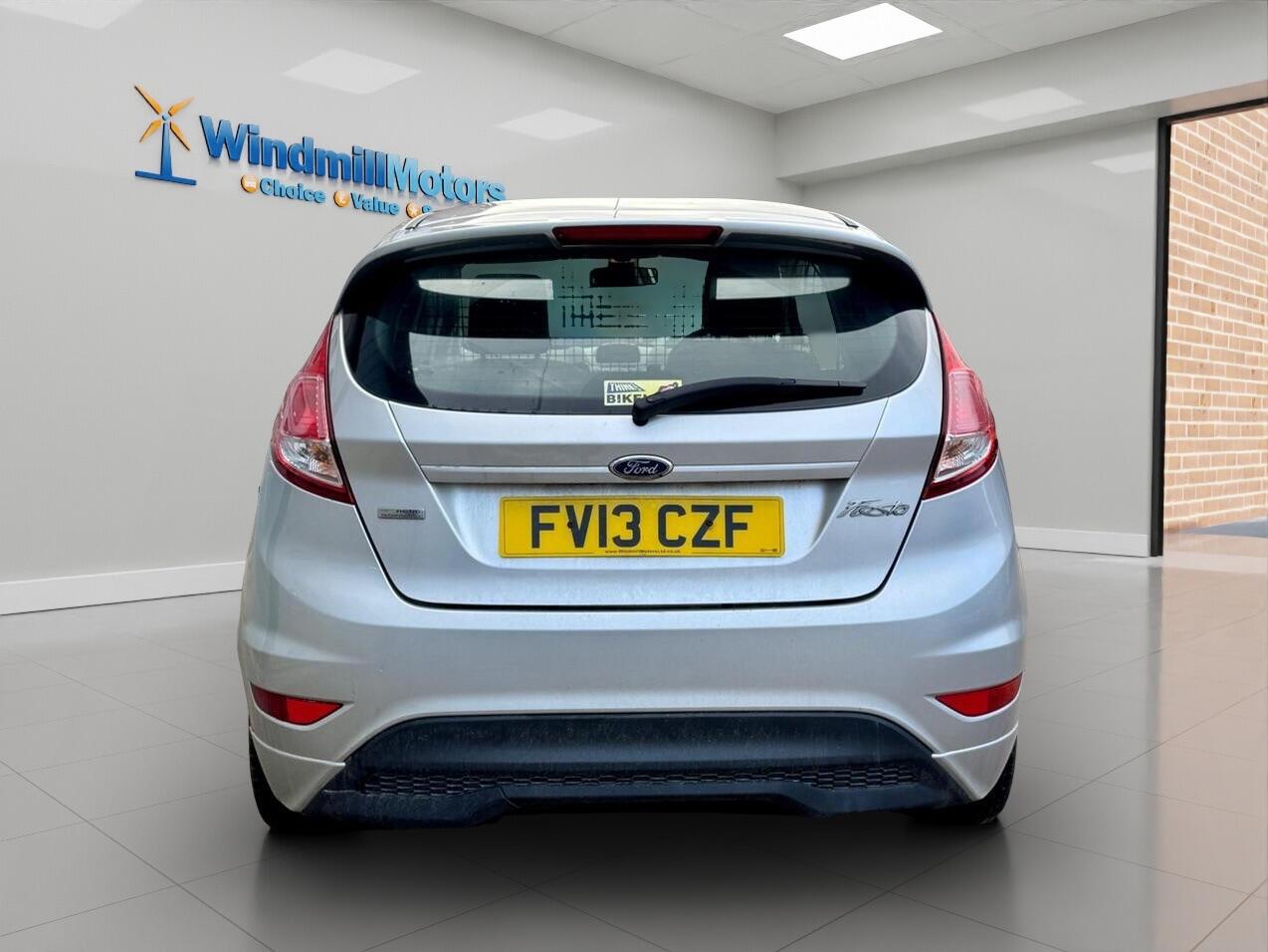Used Ford Fiesta 2013 for sale - 77425884: Photo 9