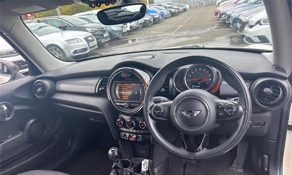 Used MINI Hatch 2015 for sale - 76446636: Photo 2