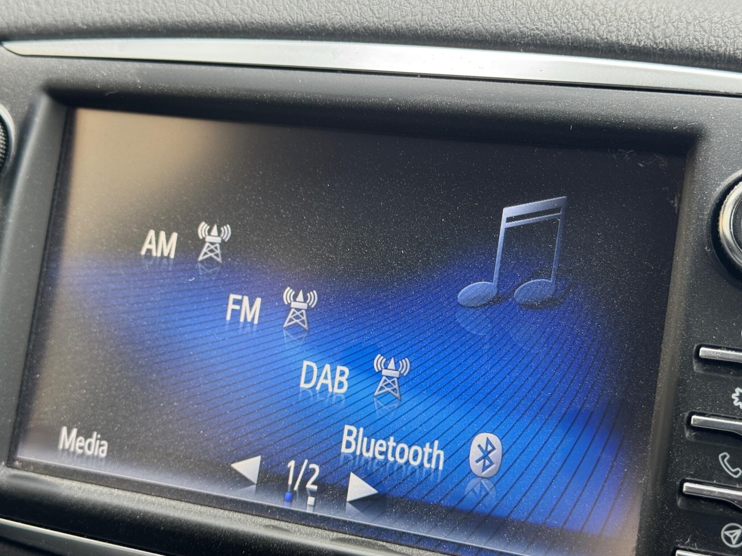 Used Toyota Yaris 2019 for sale - 77695930: Photo 12