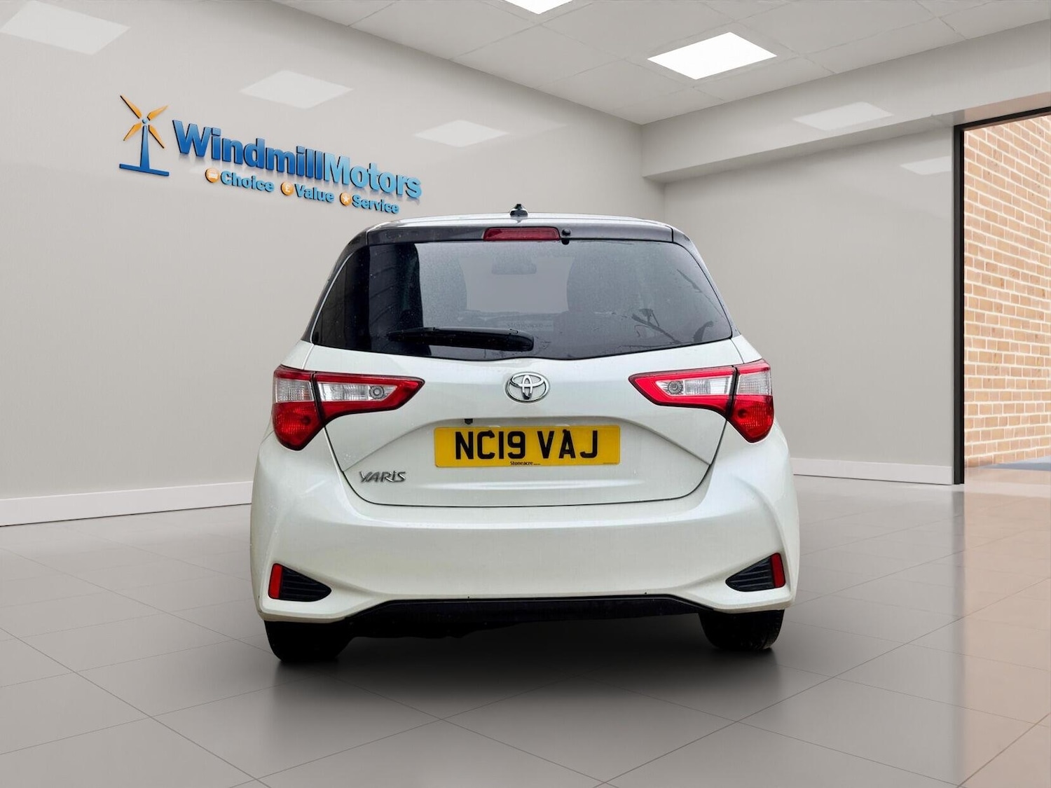 Used Toyota Yaris 2019 for sale - 77695930: Photo 6