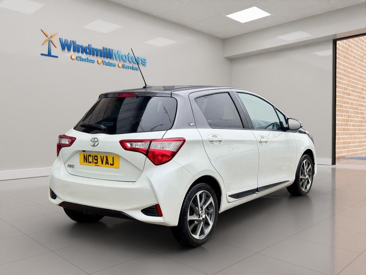 Used Toyota Yaris 2019 for sale - 77695930: Photo 7