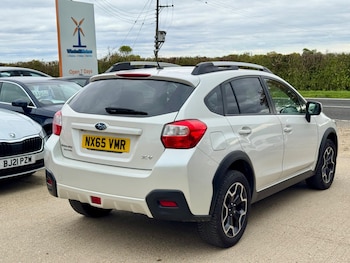 Used Subaru XV 2015 for sale - 76250998: Photo