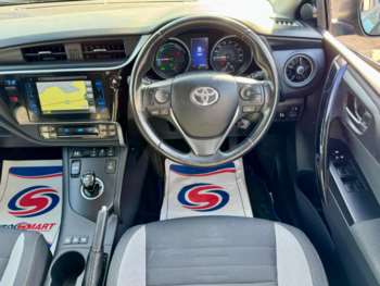 Used Toyota Auris 2017 for sale - 74564382: Photo