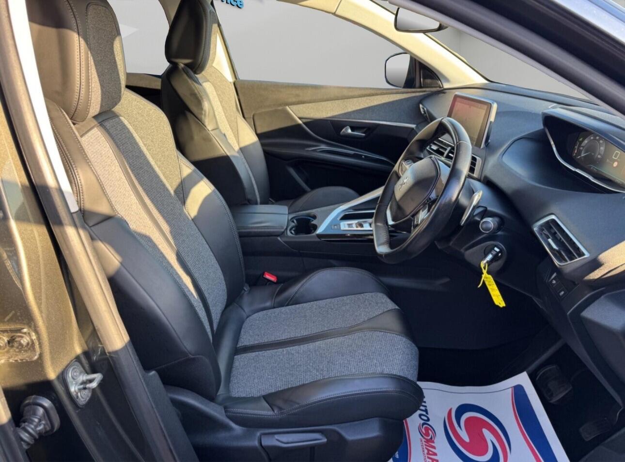 Used Peugeot 3008 2017 for sale - 76866533: Photo 12