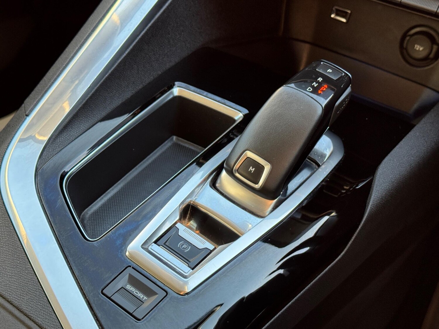 Used Peugeot 3008 2017 for sale - 76866533: Photo 31