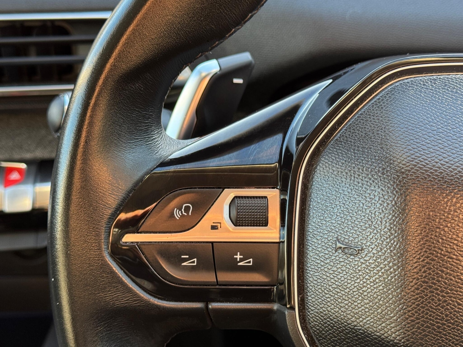 Used Peugeot 3008 2017 for sale - 76866533: Photo 33