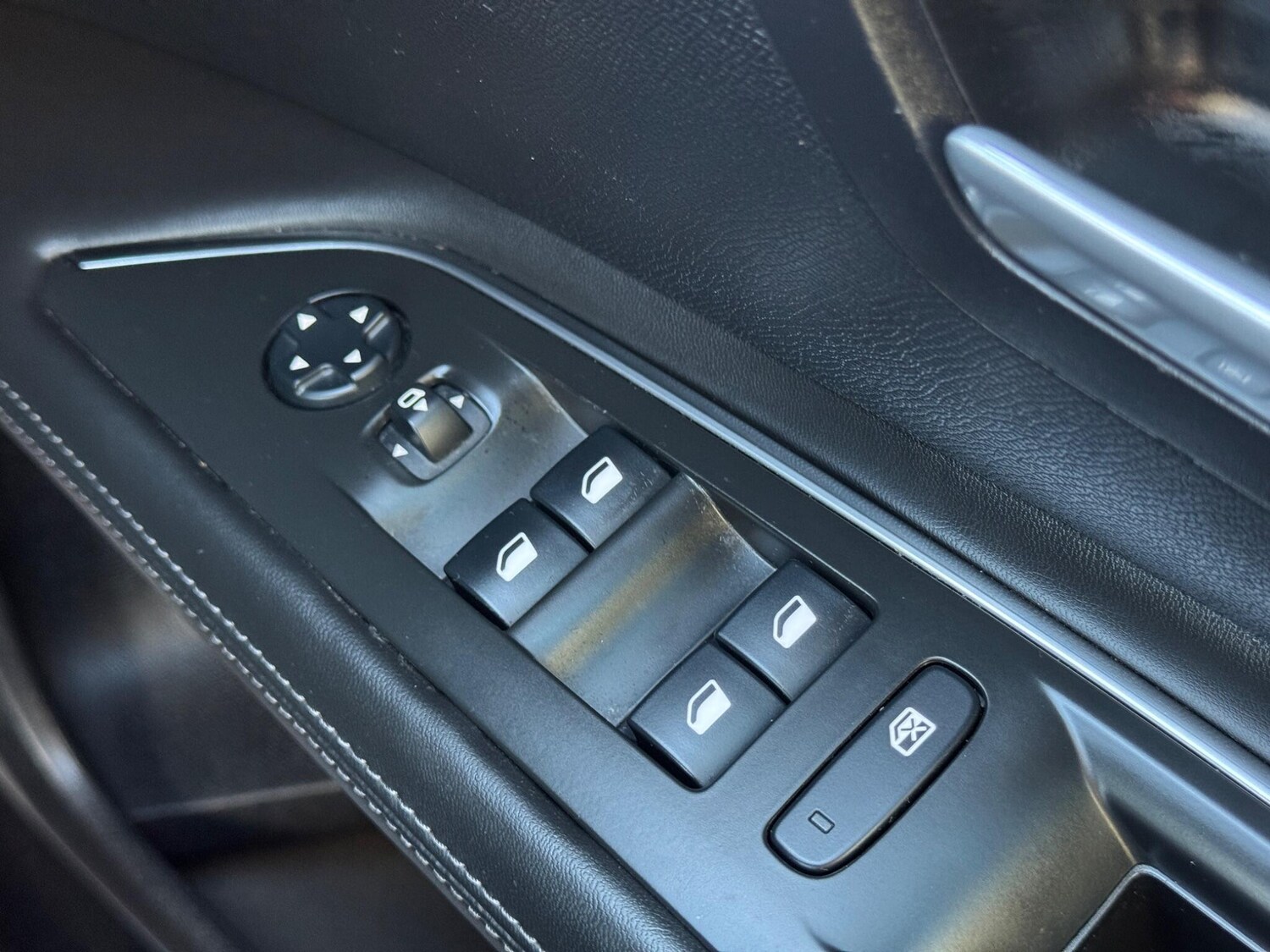 Used Peugeot 3008 2017 for sale - 76866533: Photo 43