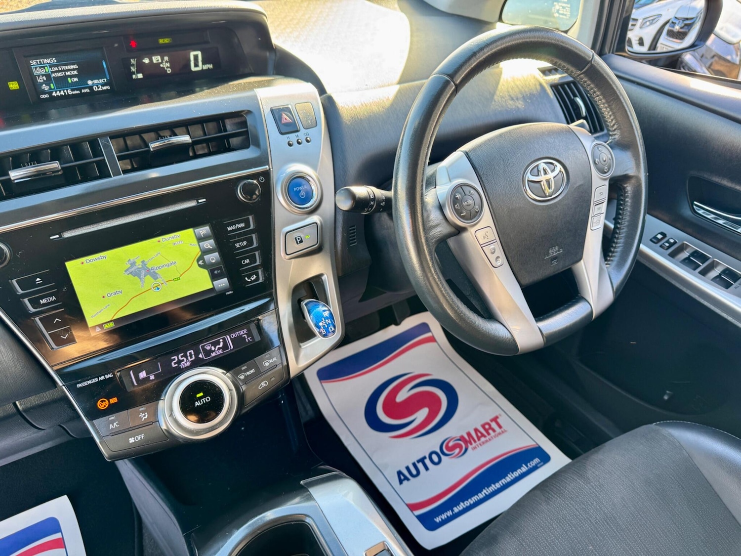 Used Toyota Prius+ 2020 for sale - 76399082: Photo 13