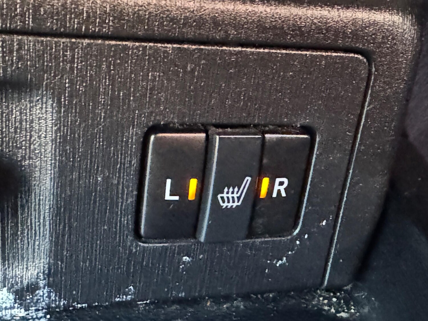 Used Toyota Prius+ 2020 for sale - 76399082: Photo 29