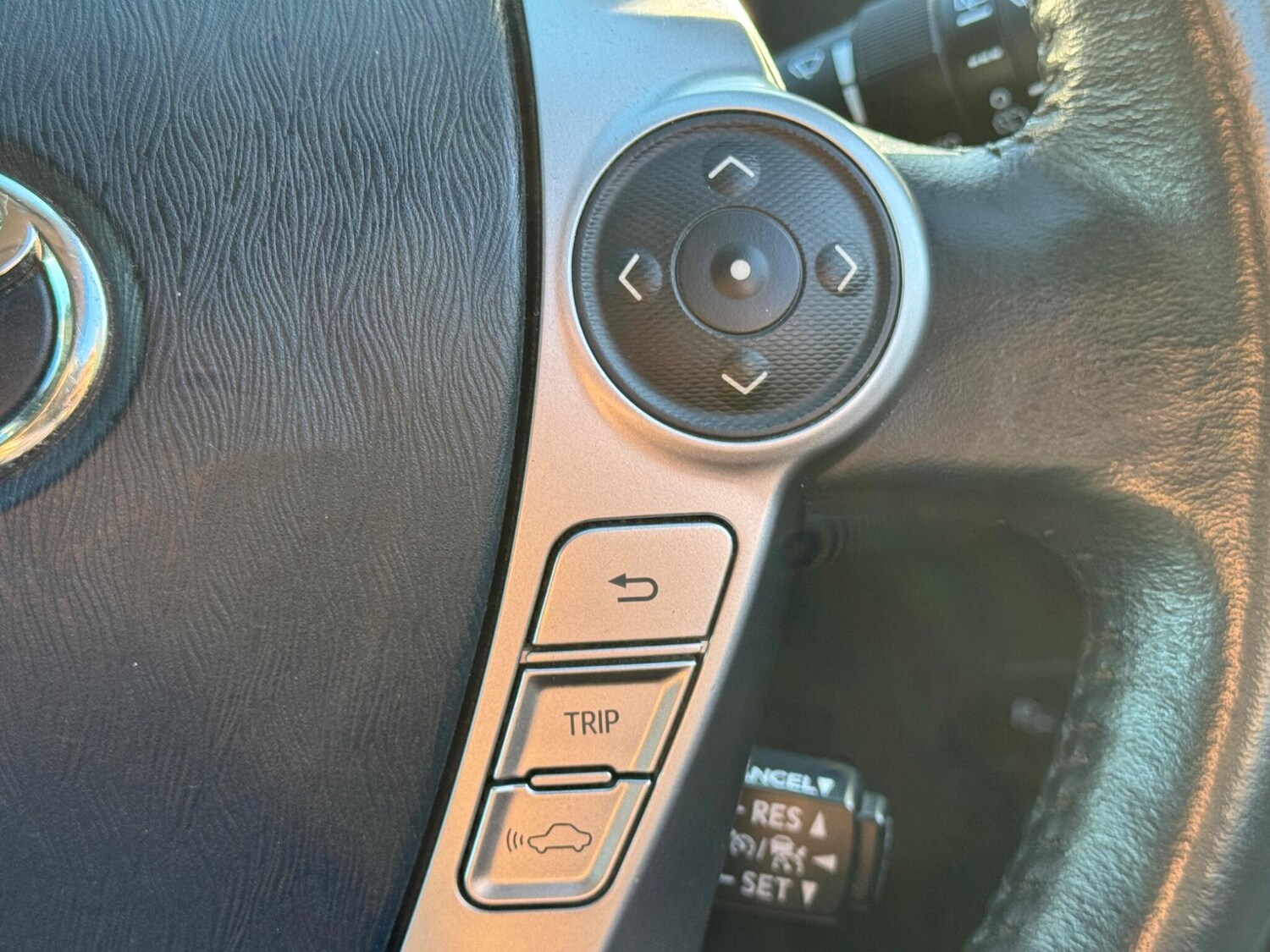 Used Toyota Prius+ 2020 for sale - 76399082: Photo 36