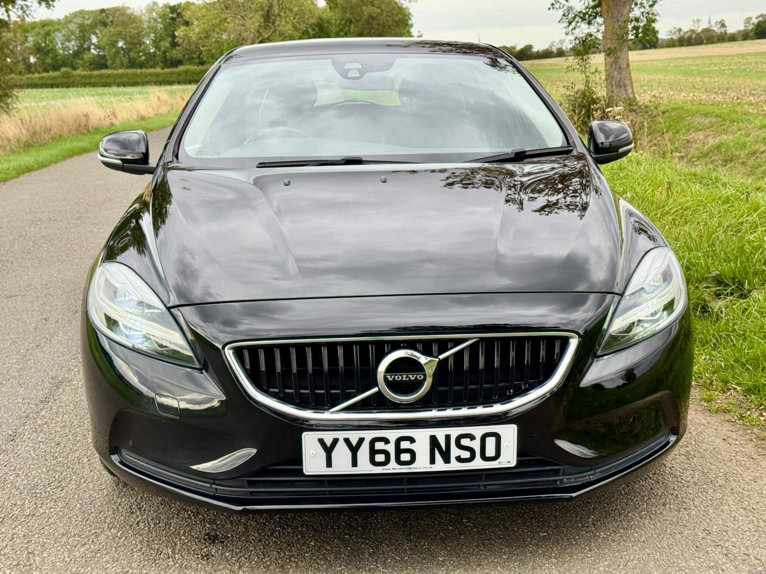 Used Volvo V40 2016 for sale - 76012955: Photo 5