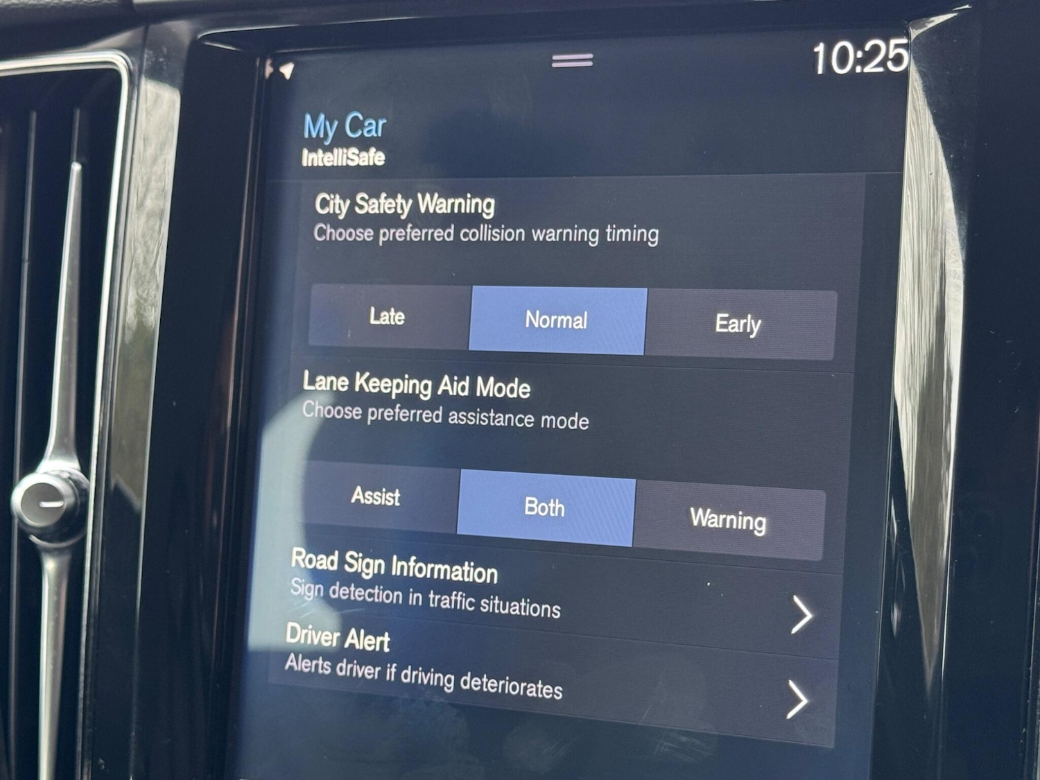 Used Volvo XC60 2019 for sale - 77175709: Photo 24