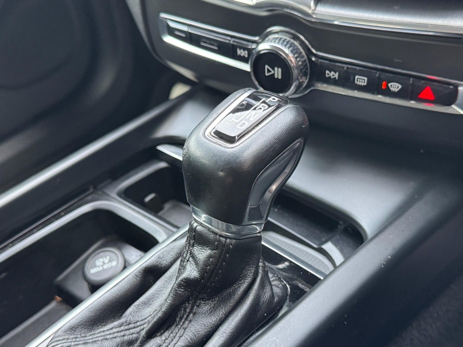 Used Volvo XC60 2019 for sale - 77175709: Photo 32