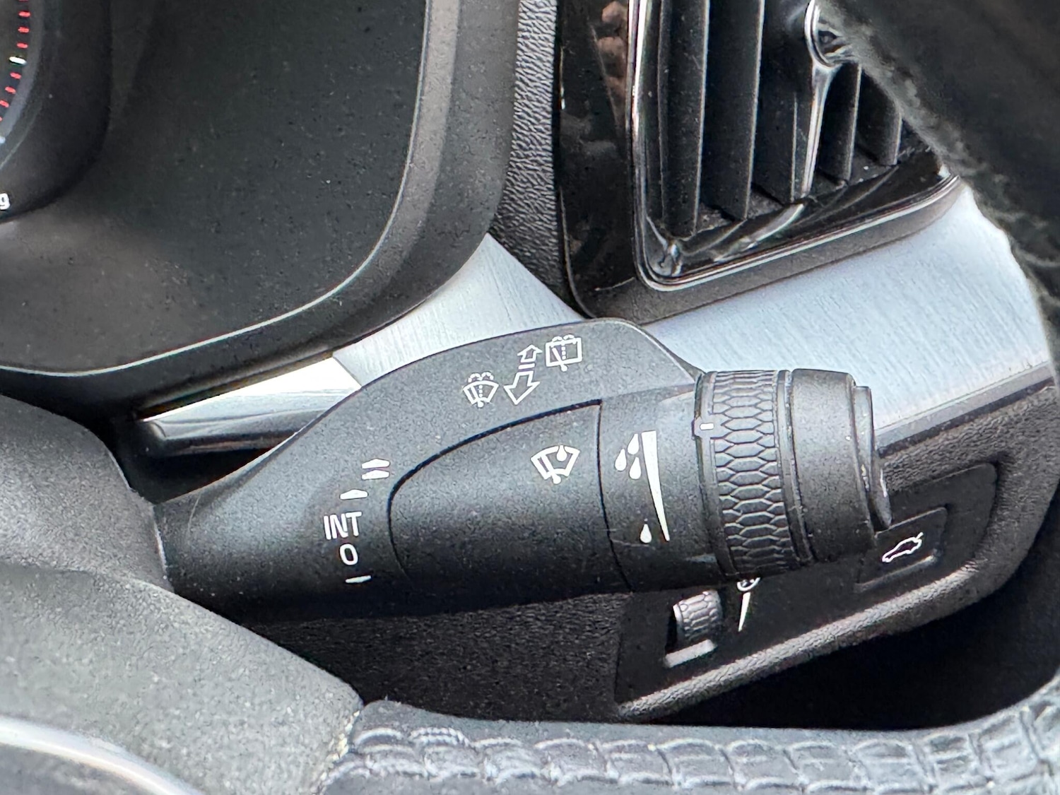 Used Volvo XC60 2019 for sale - 77175709: Photo 35