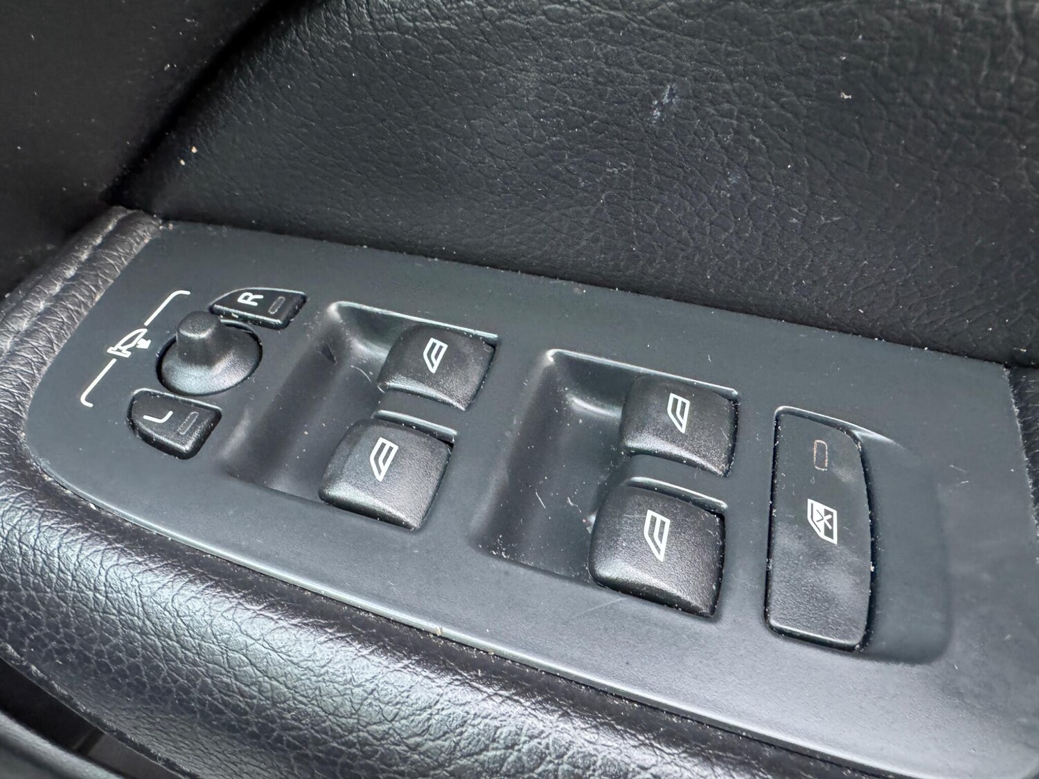 Used Volvo XC60 2019 for sale - 77175709: Photo 36