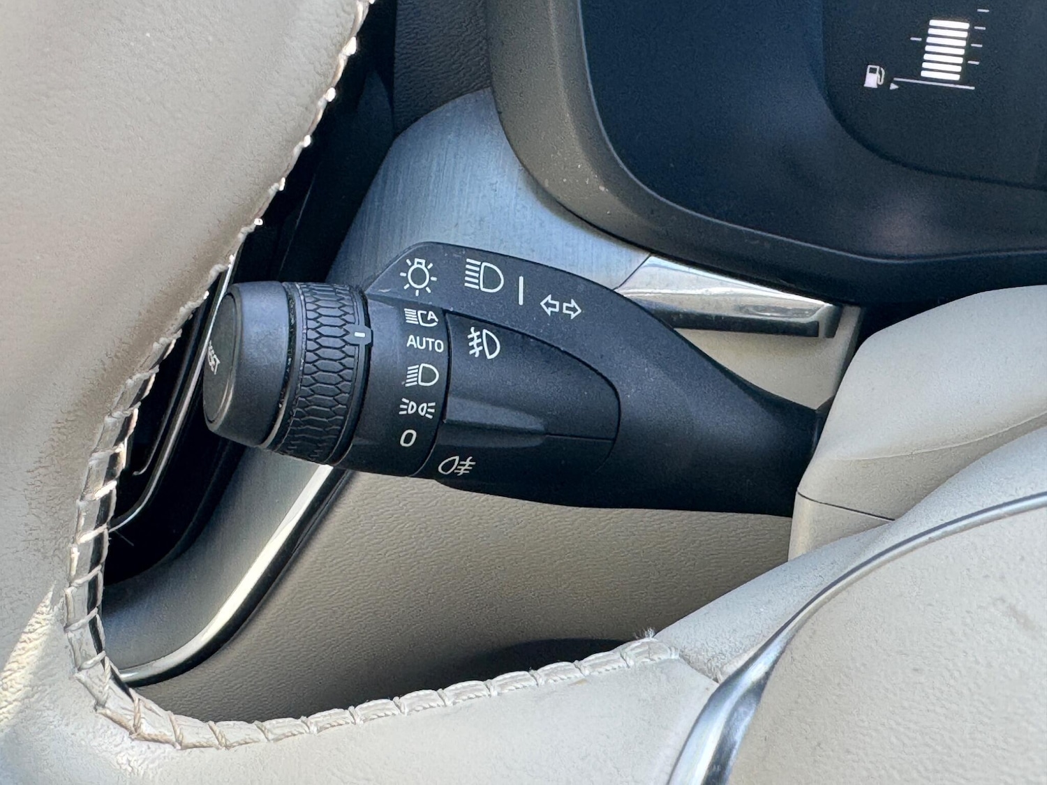 Used Volvo XC60 2018 for sale - 77925200: Photo 25