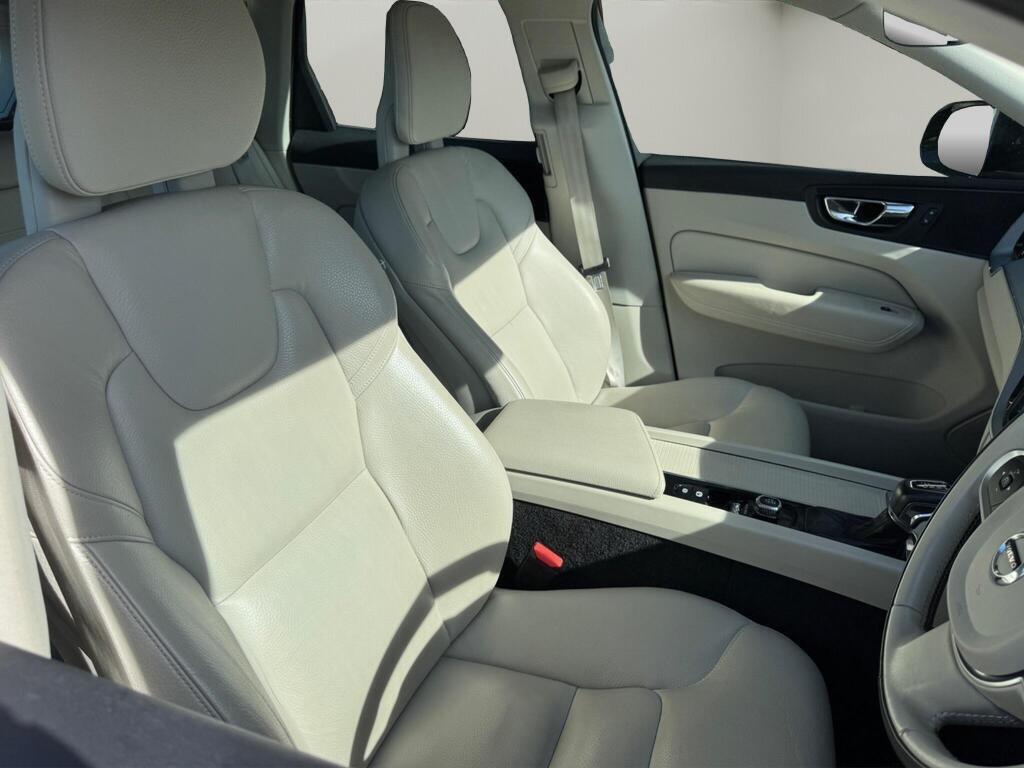 Used Volvo XC60 2018 for sale - 77925200: Photo 9