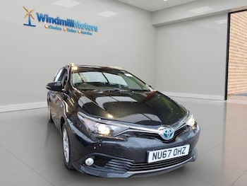 Toyota Auris feature image