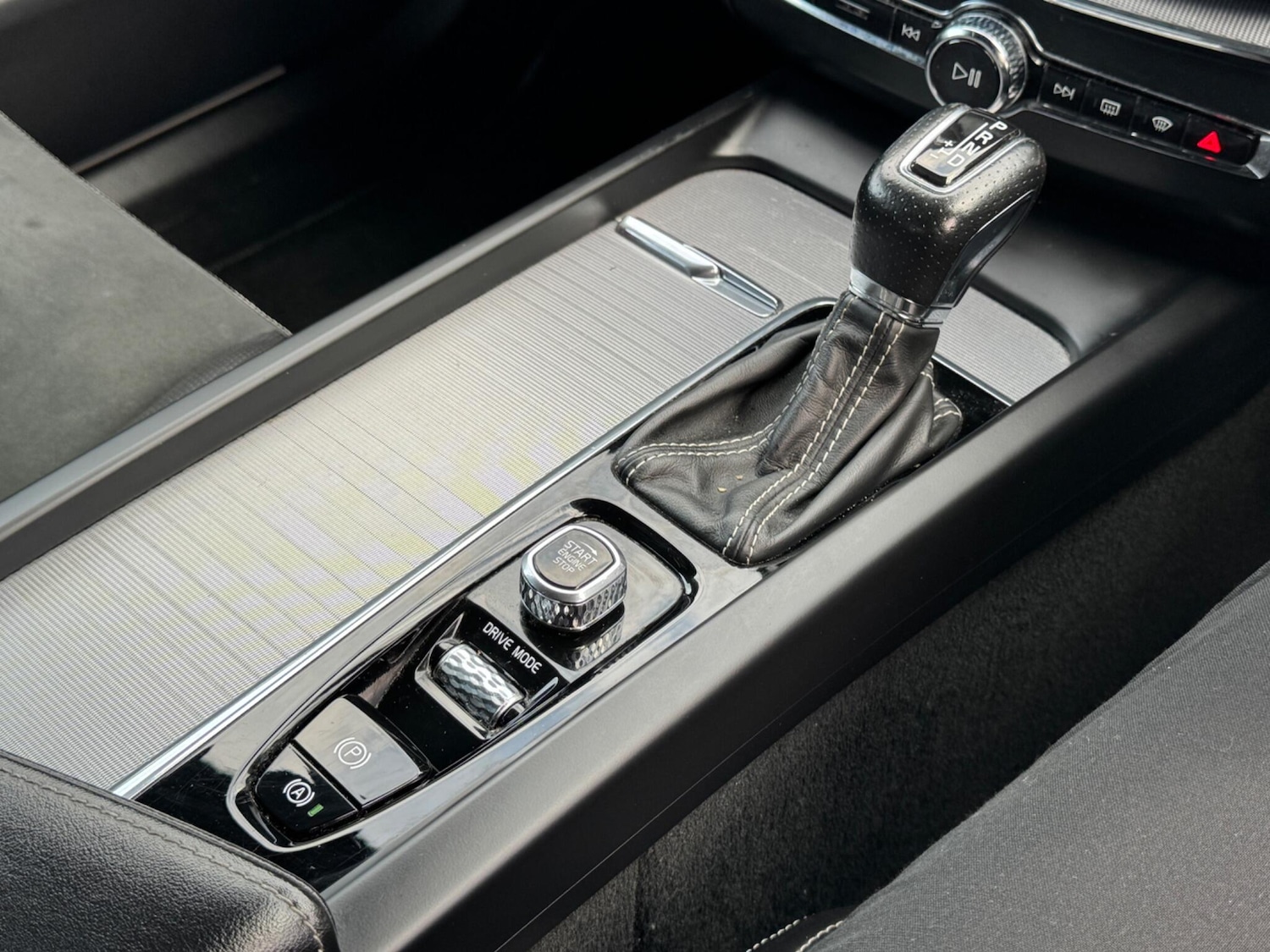 Used Volvo XC60 2018 for sale - 76484500: Photo 28