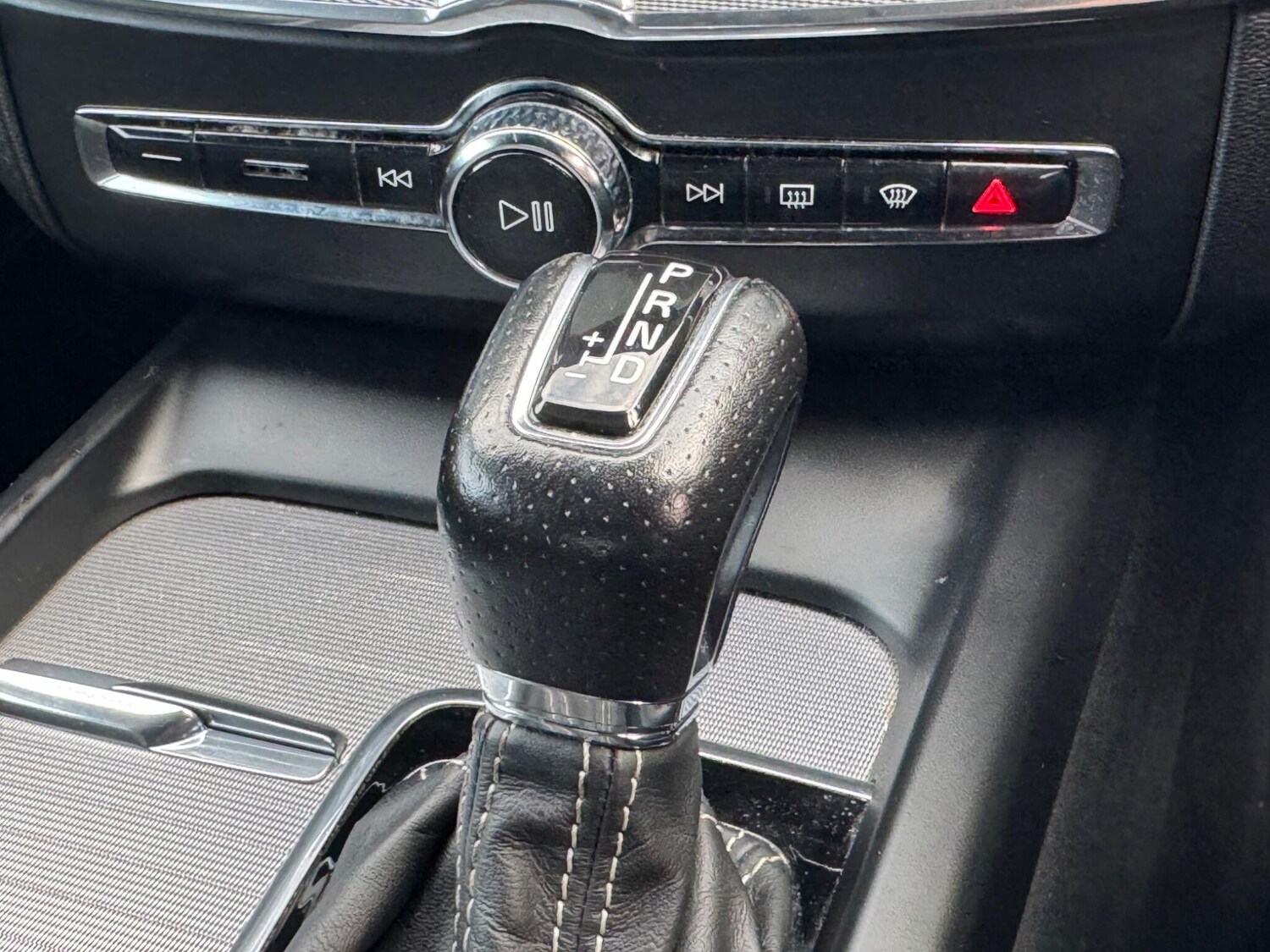 Used Volvo XC60 2018 for sale - 76484500: Photo 29