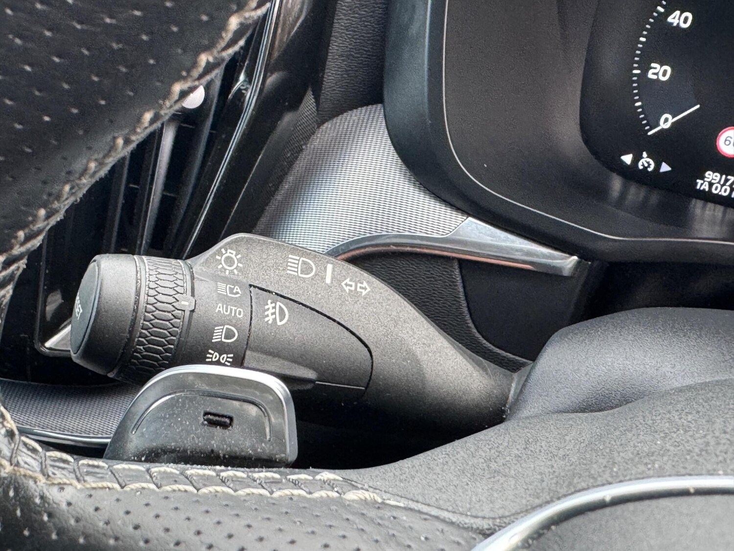 Used Volvo XC60 2018 for sale - 76484500: Photo 34