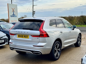 Used Volvo XC60 2018 for sale - 76484500: Photo