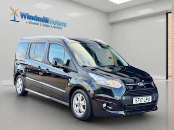 Used Ford Grand Tourneo Connect 2017 for sale - 79681075: Photo